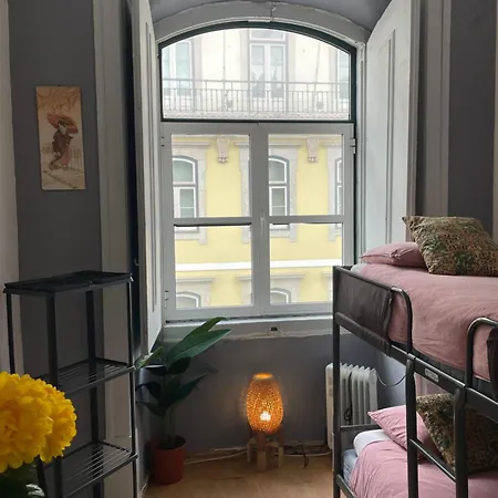 Chiado بيت ضيافة